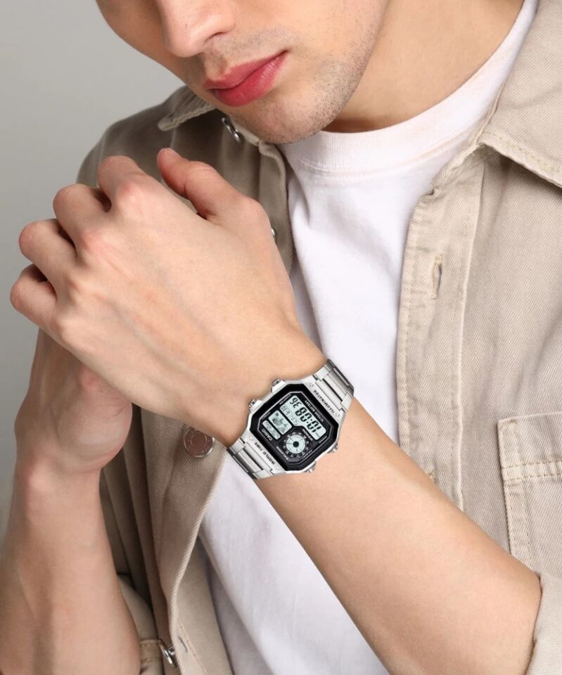 CASIO AE-1200WHD-1AVDF